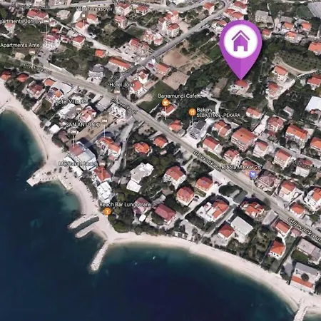 Magi House With Pool