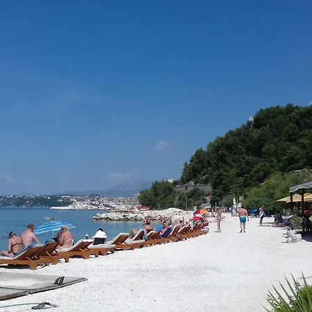 Magi House With Pool Apartman *