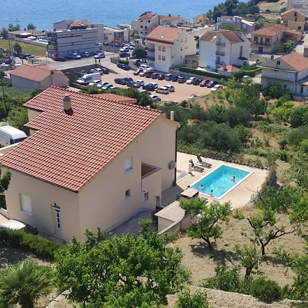 Magi House With Pool Apartment *