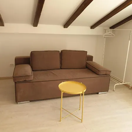 Magi House With Pool Apartment Podstrana