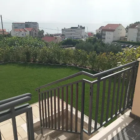 Magi House With Pool Daire *