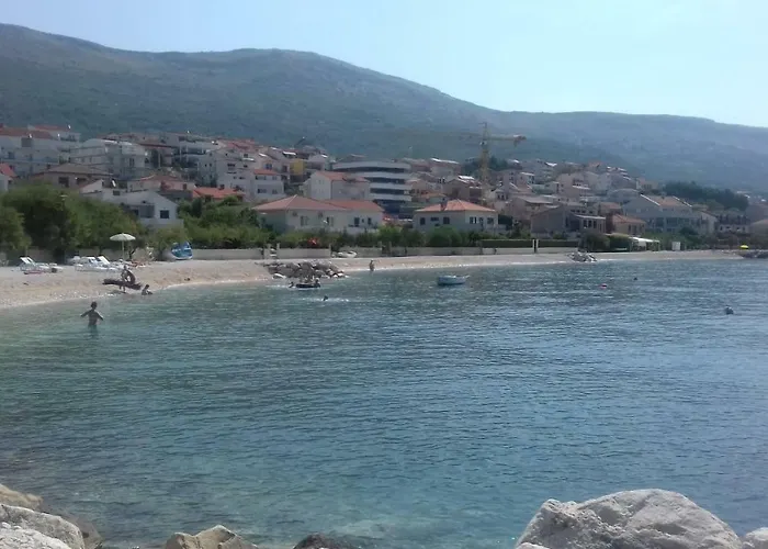 Magi House With Pool Daire